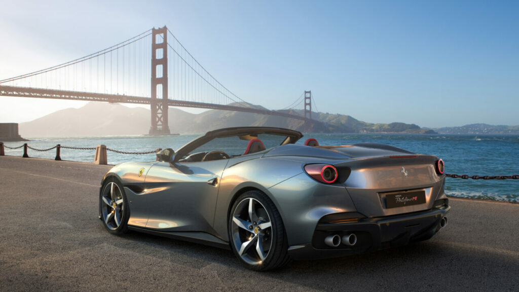 003.-car-ferrari-portofino-m