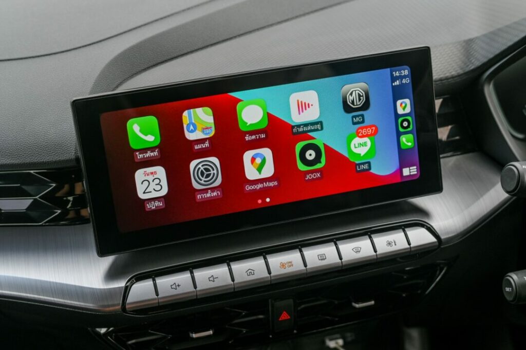 MG - ALL NEW MG5 - Lifestyle shots - Interior (5)