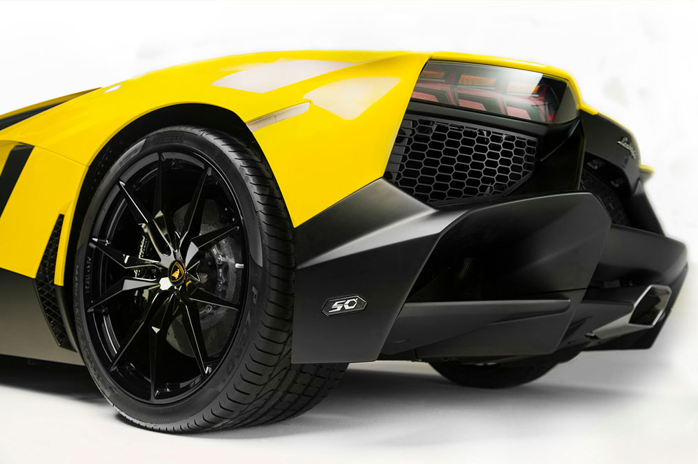 lamborghini_aventador_lp720-4_50_anniversario_edition_screen_7
