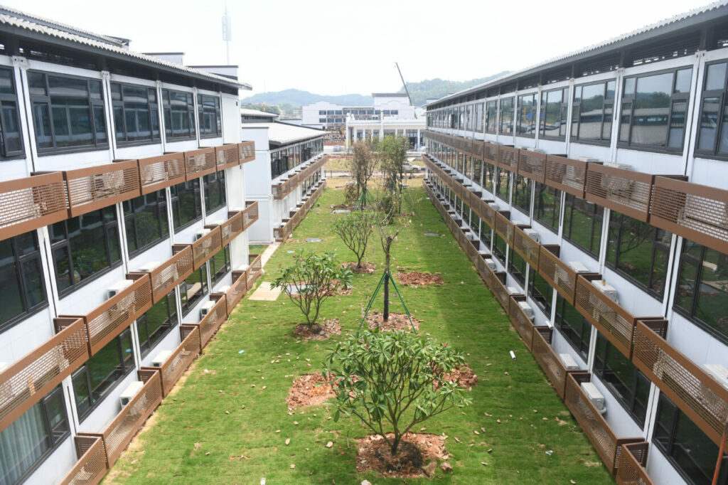 China Guangzhou New Facility for International Travelers