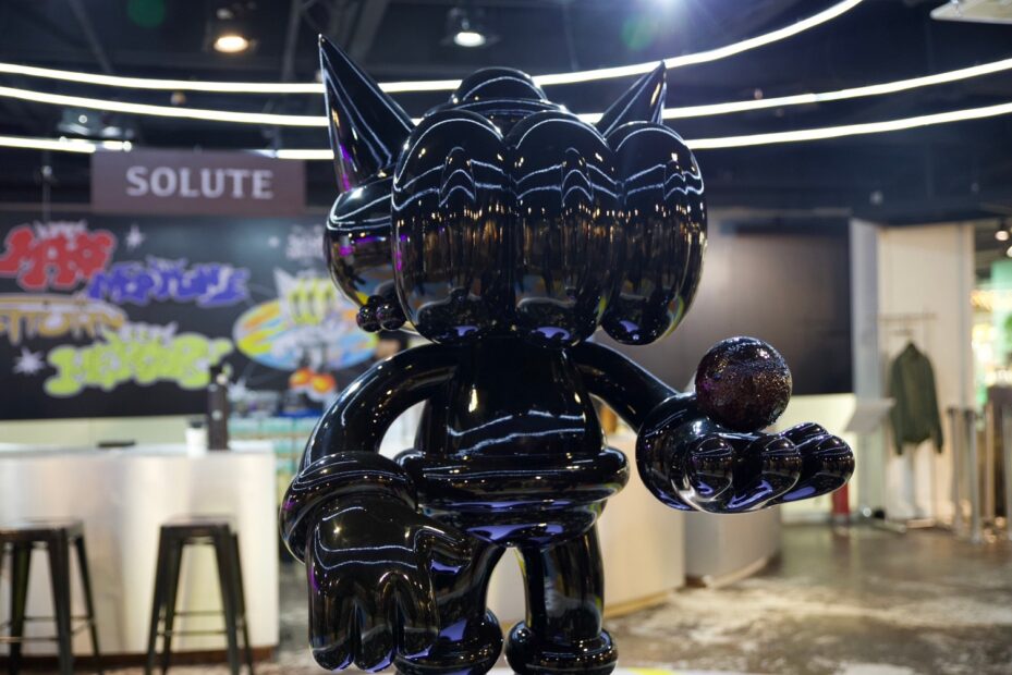 12.Blackhole ในคอลเลกชั่น Solar Traveller by Benzilla1