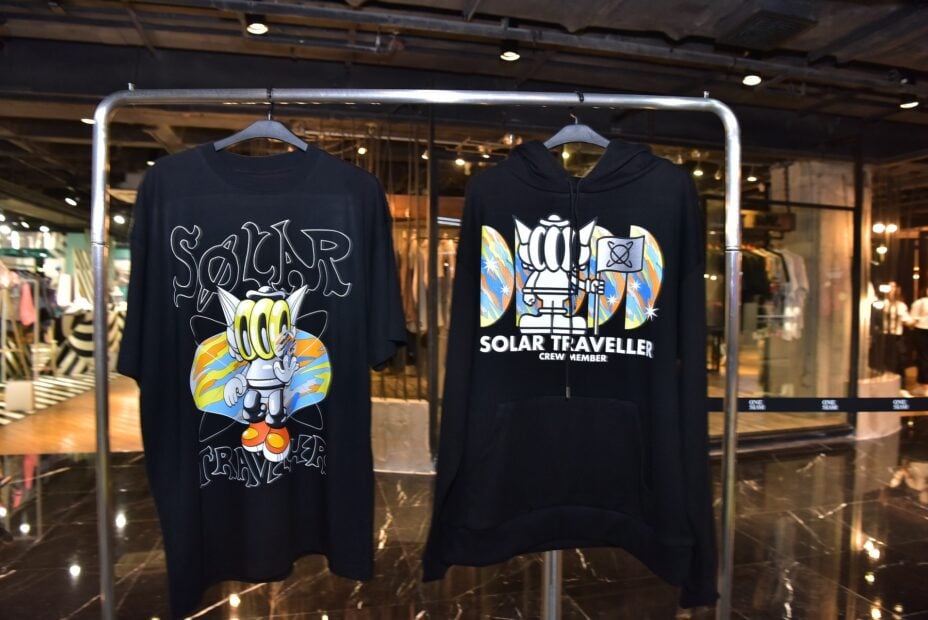 17.ฮู้ดดี้และTshirt Solar Traveller1