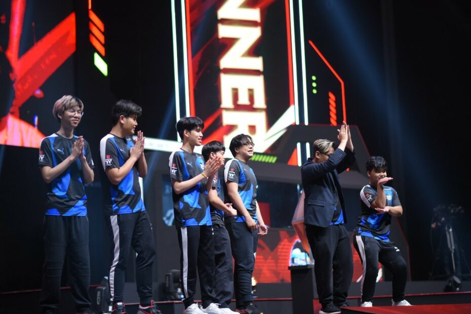 LINE_ALBUM_Rov Pro League 2023_๒๓๐๔๐๓_66