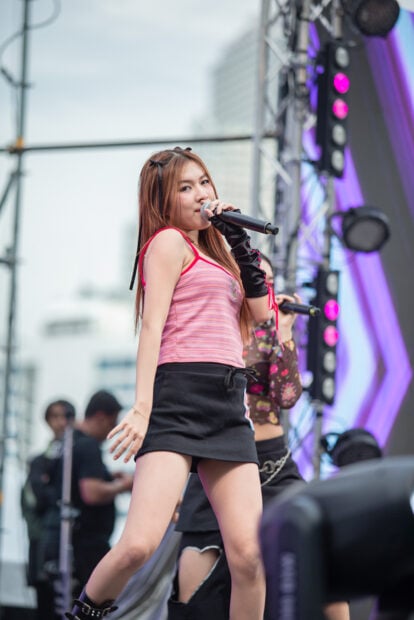PNX_7454