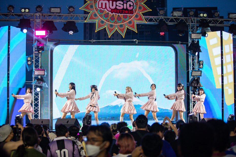 PNX_7560