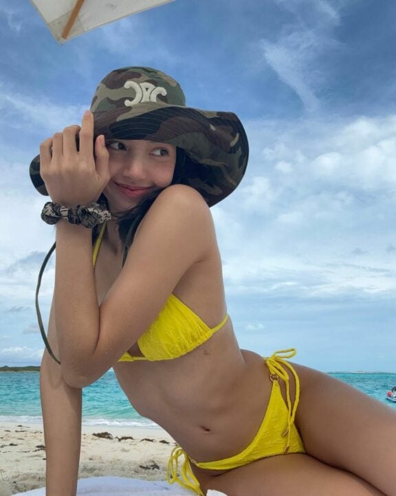 lalalalisa_m_414167832_1128067095238071_6657048782248985094_n