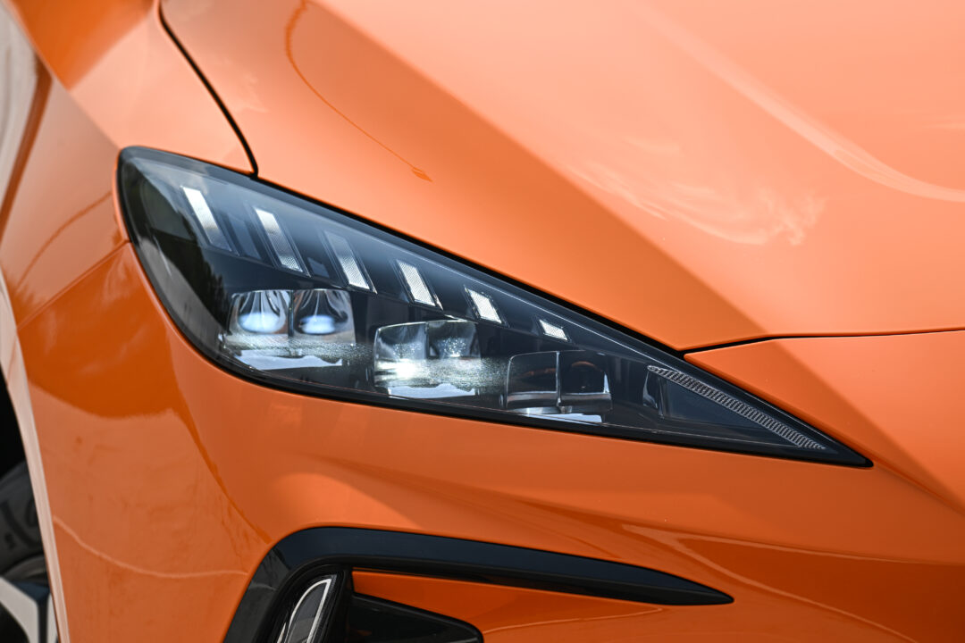 MG4 ELECTRIC - STANDARD RANGE (4)