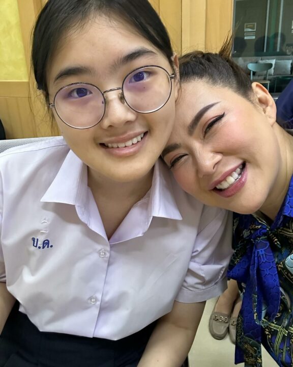 บุ้ม