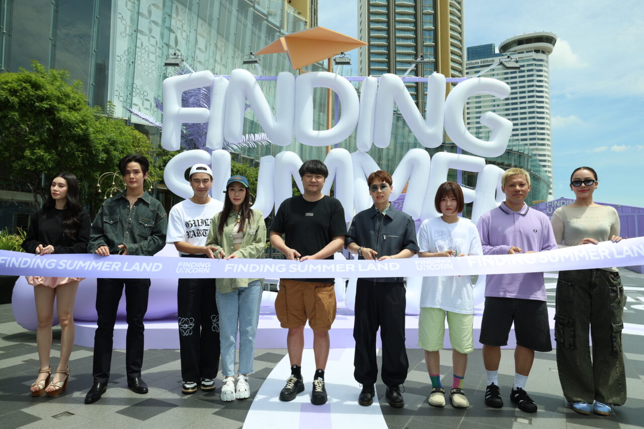 11 พิธีเปิด FINDING SUMMER LAND HELLO! BANGKOK” อย่างยิ่งใหญ่