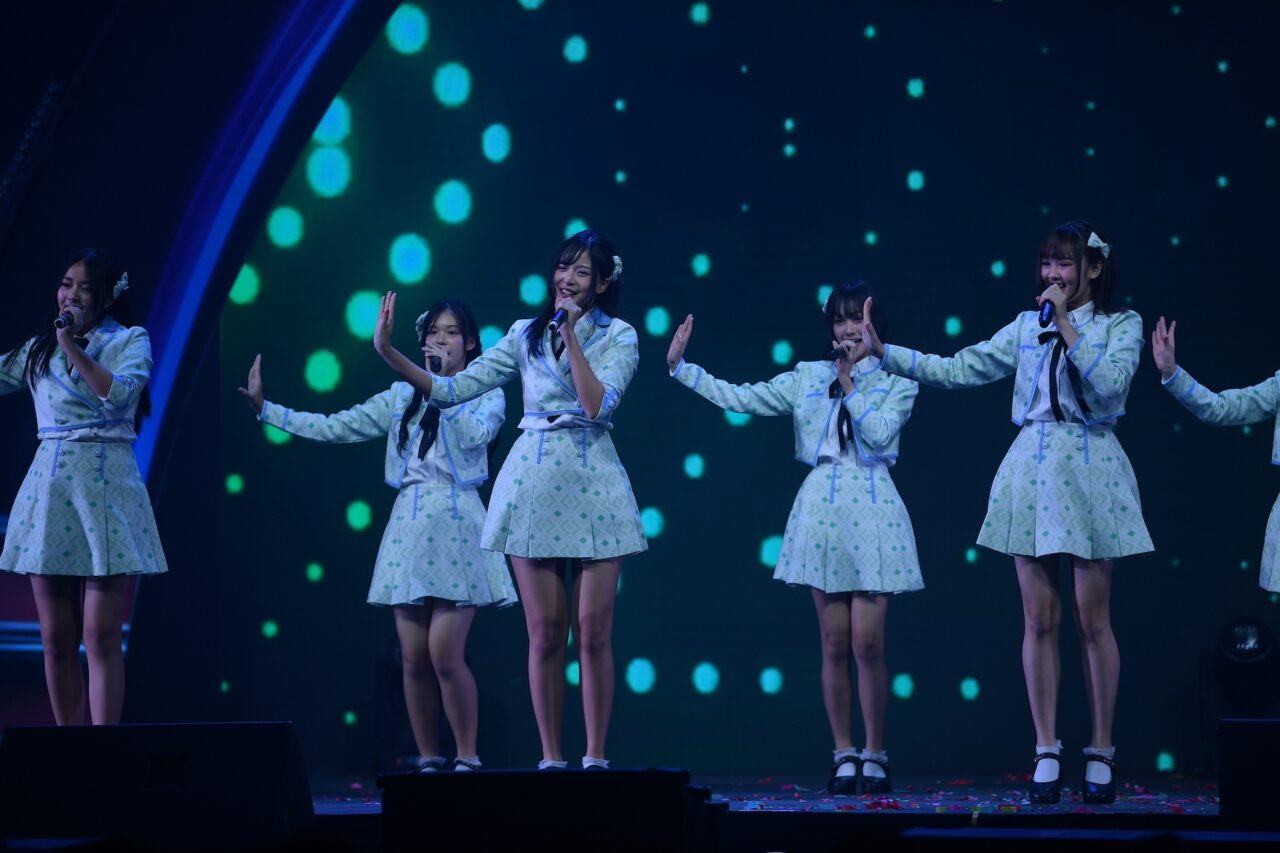 BNK48-CGM48 (12)