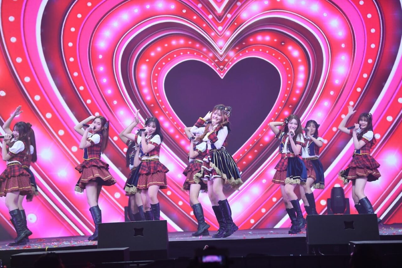 BNK48-CGM48 (13)