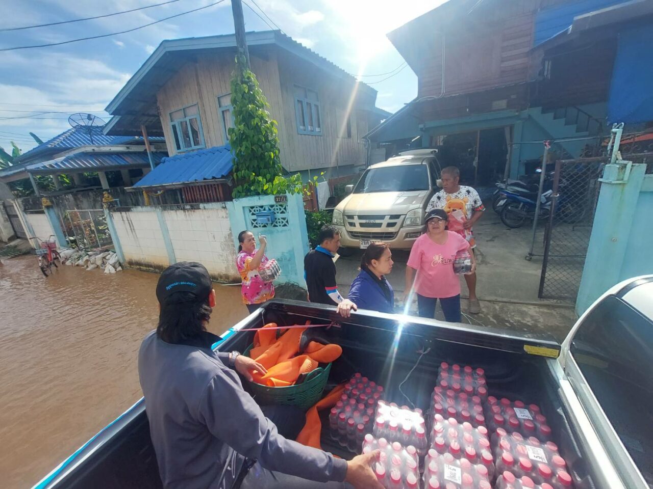 Isuzu Flood Relief 6