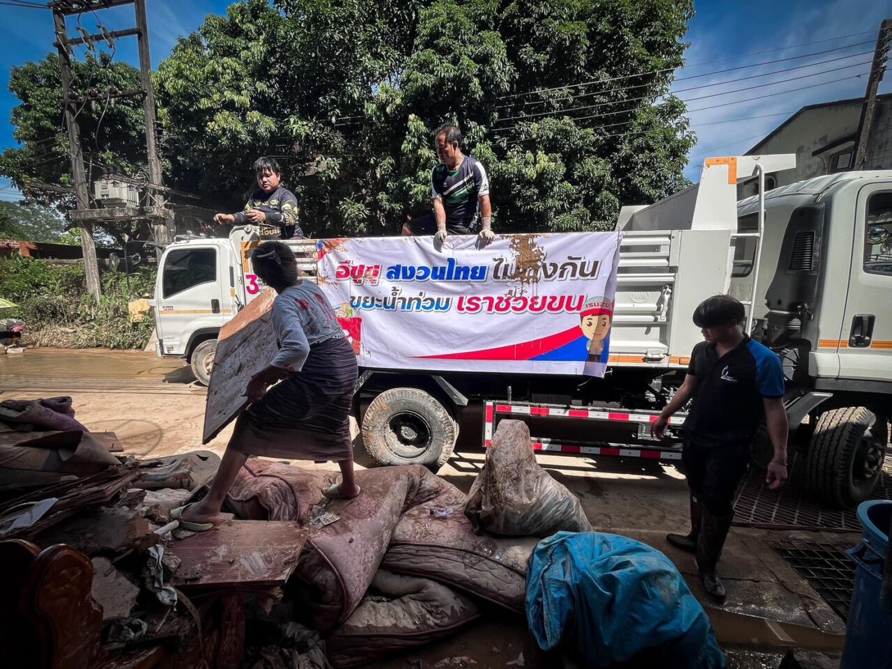 Isuzu Flood Relief 9