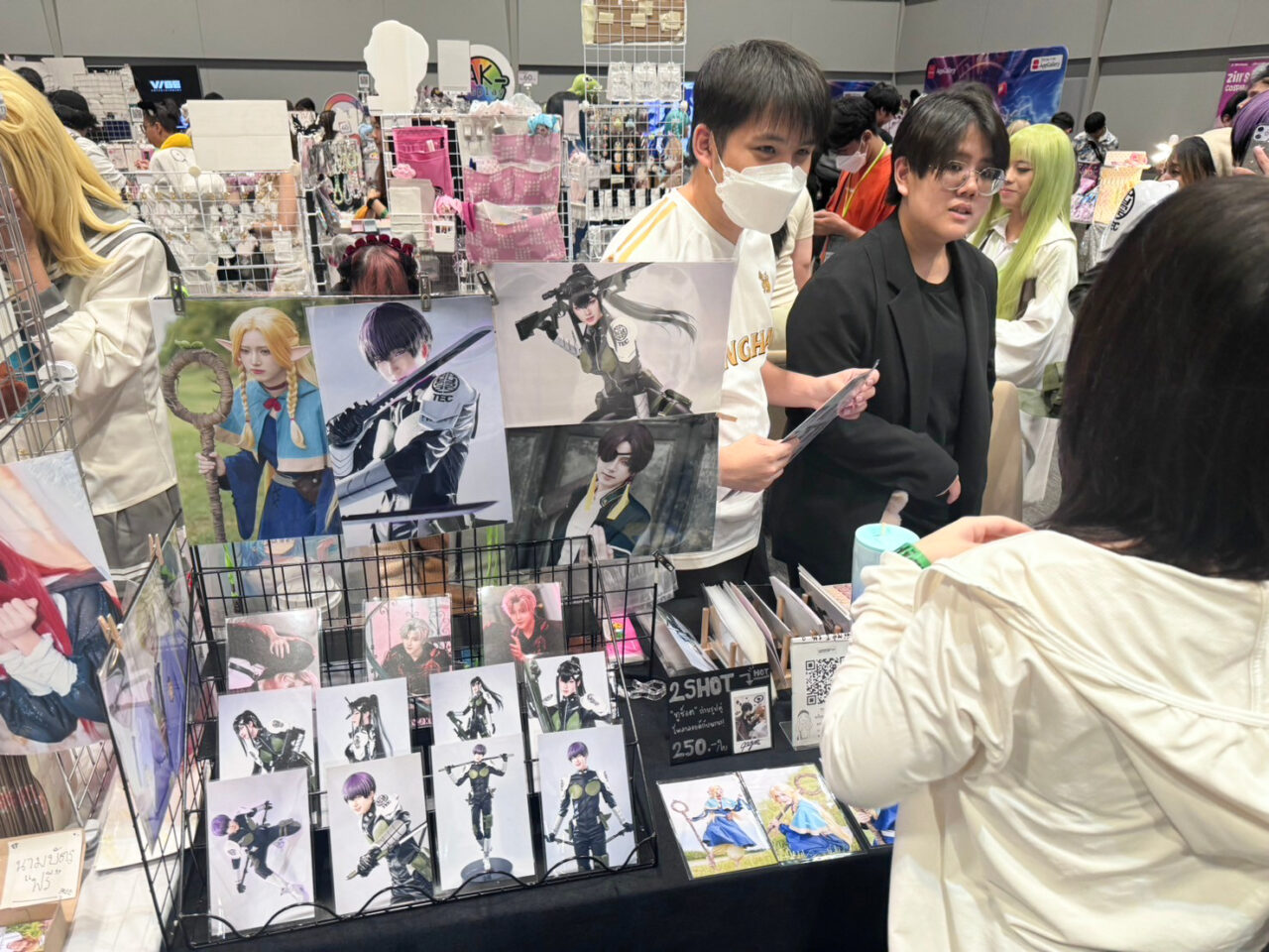 LINE_ALBUM_Addict Con 3_240916_183