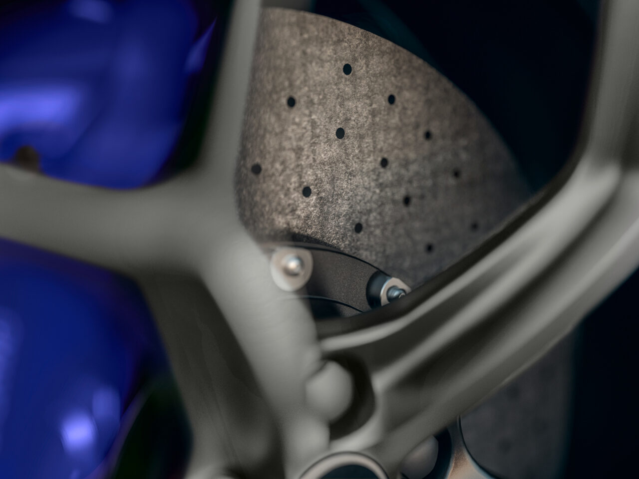 13 RS ceramic brake close up