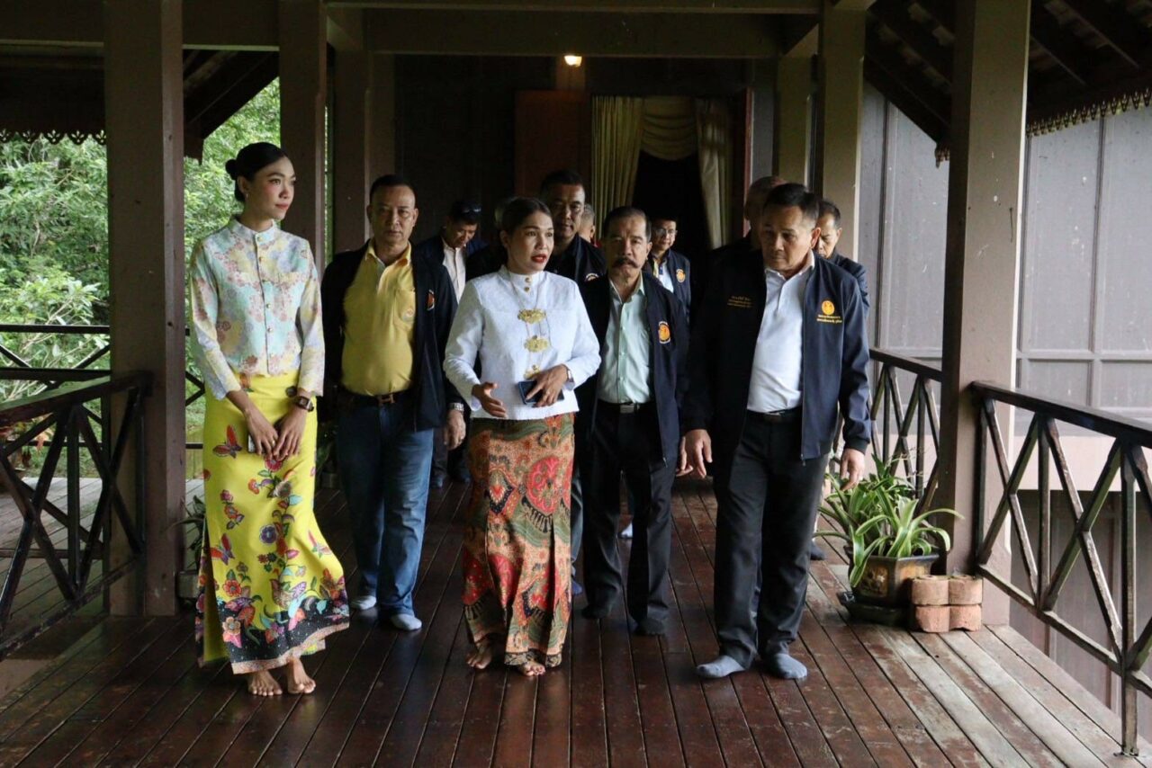 ภาพพระราชวังรัตนรังสรรค์