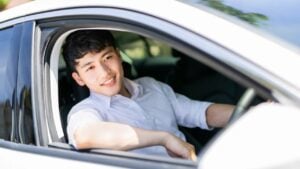 เทคนิคลดเบี้ยประกันภัยรถยนต์