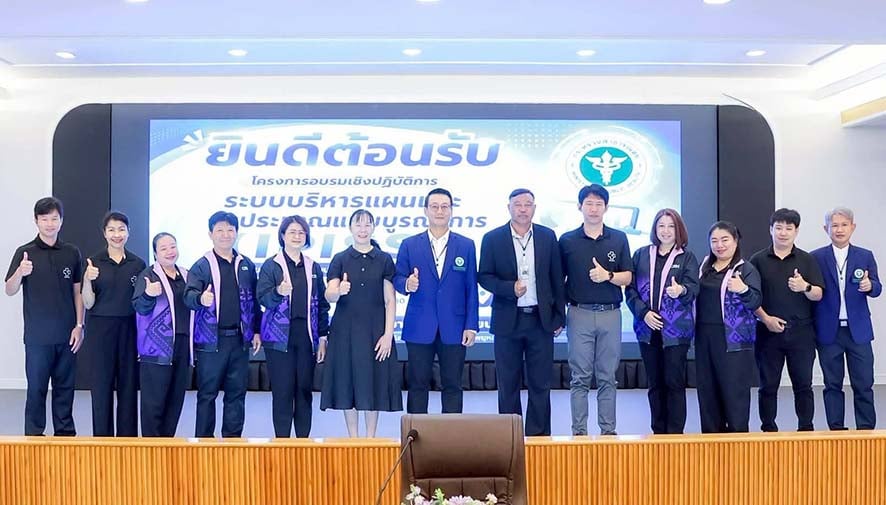 พบกับคอลัมน์สังคม Online โดย วัชระ พัฒนศรี หัวหน้าศูนย์ข่าวเดลินิวส์ภาคตะวันตก พร้อมทีมงานรายงานความเคลื่อนไหวในพื้นที่รับผิดชอบอัปเดตทุกวันจันทร์ เหมือนเช่นเคย
