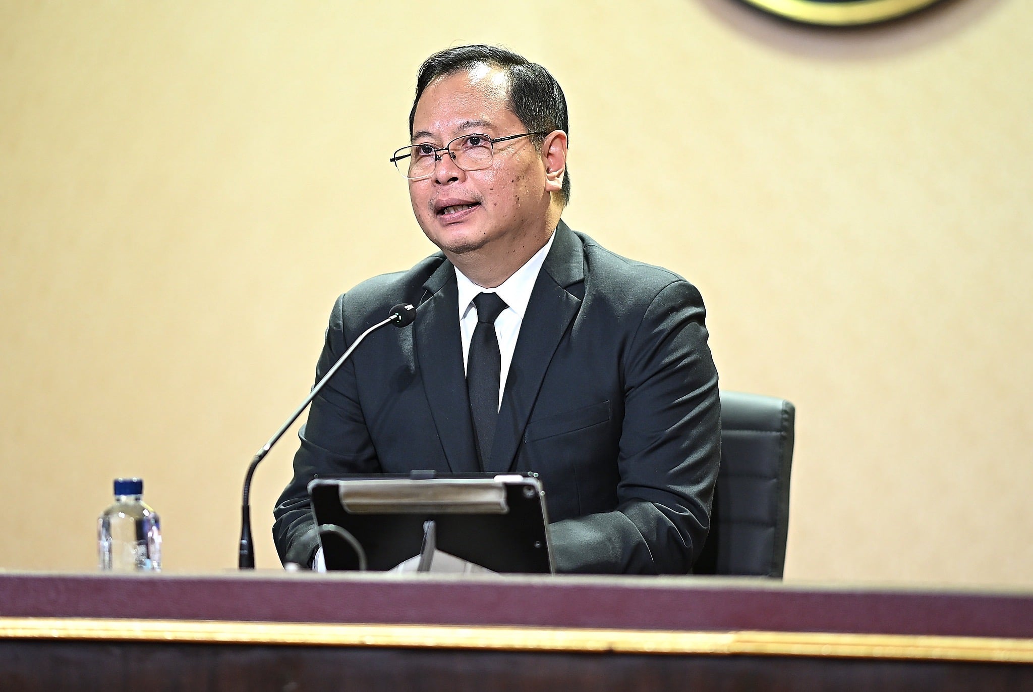 ‘ปกรณ์’ ประชุมสรุปรับฟังความเห็นเกษียณอายุก่อนกำหนดข้าราชการ พุ่งเป้า 2 กลุ่ม ให้เงินก้อนสูงสุดไม่เกิน 12 เท่า