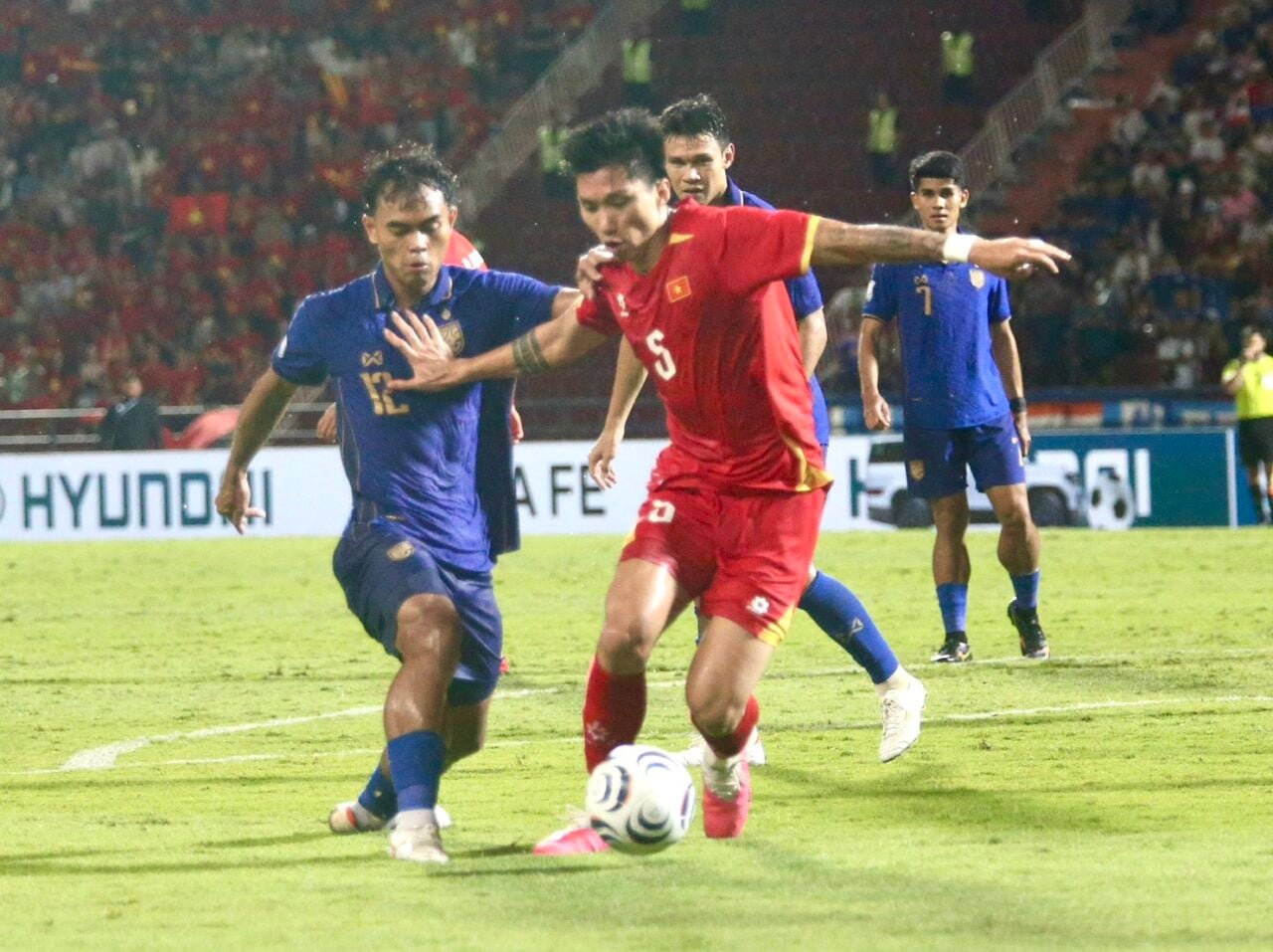 ĐT Việt Nam nhận mưa tiền thưởng nếu bảo vệ thành công chức vô địch ASEAN Cup 1 S 43917415